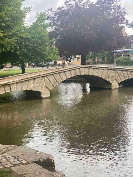 Beautiful Cotswold Couples Retreat Bourton-on-the-Water Exterior foto