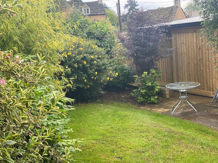 Beautiful Cotswold Couples Retreat Bourton-on-the-Water Exterior foto